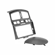 Hyundai Santa Fe 9 İnç 2002-2006 Multimedya Çerçevesi