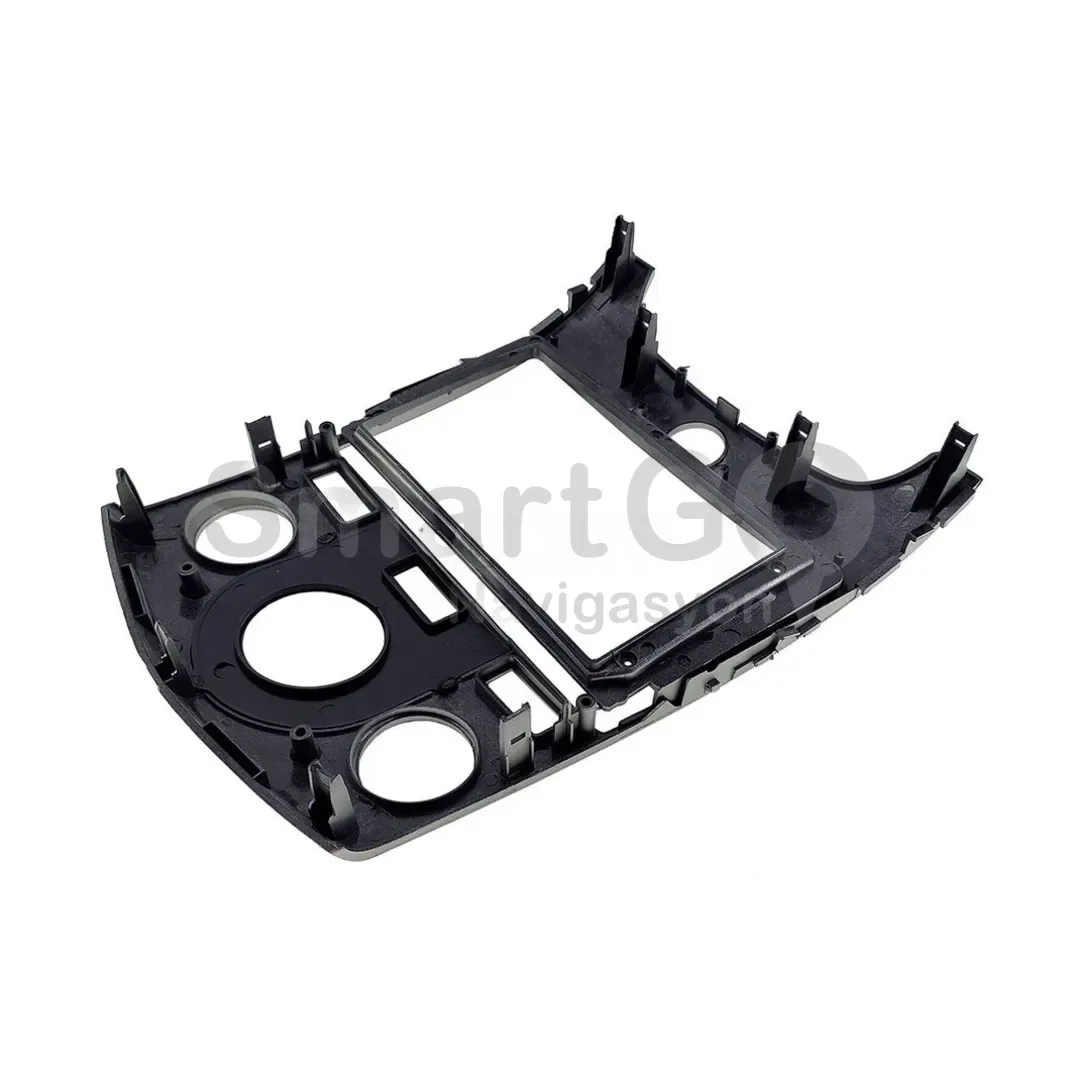 Kia Cerato 9 İnç 2010-2011 Multimedya Çerçevesi