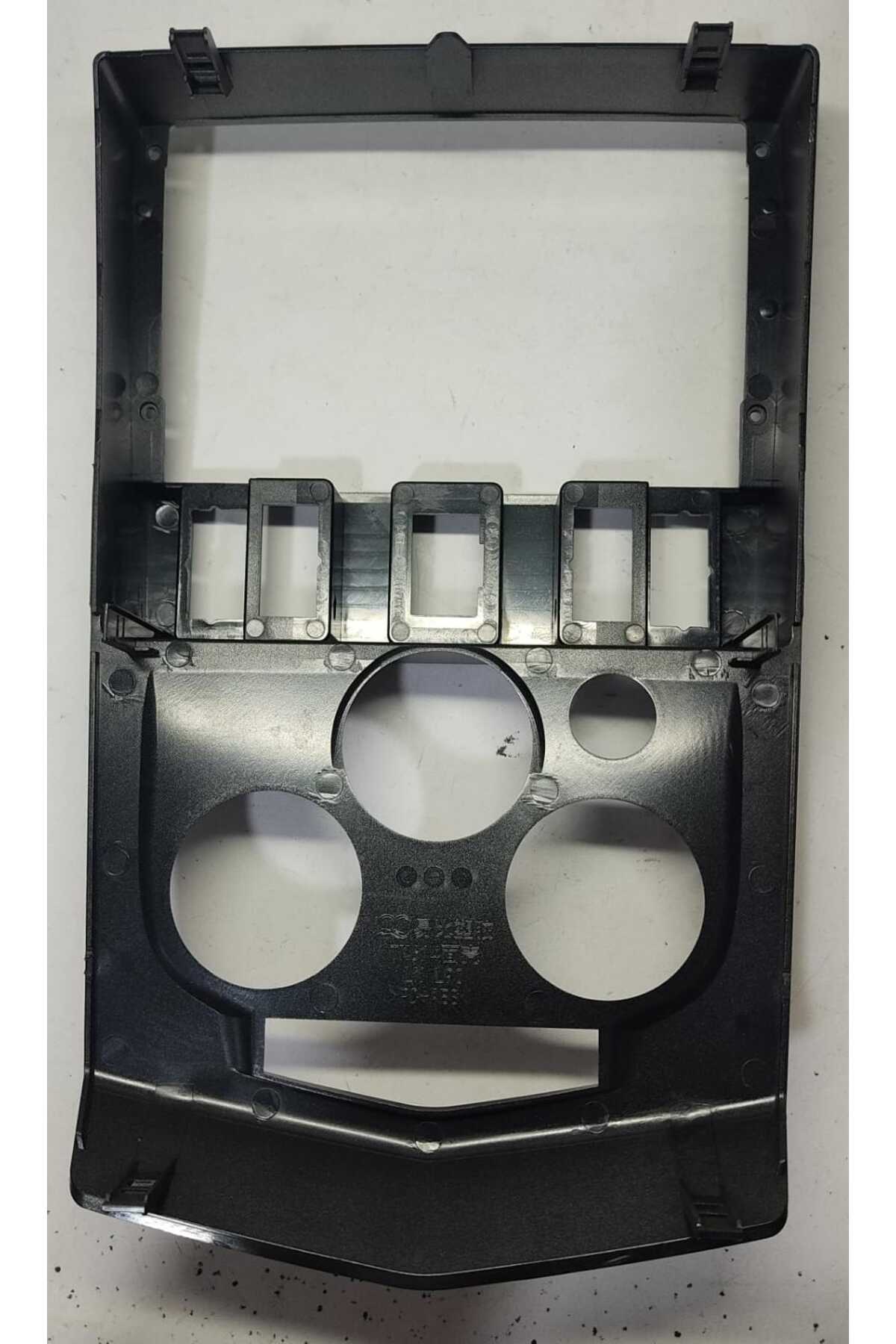 Dacia Logan uyumlu SMART GO DACİA LOGAN 2004/2008 (L 90) 9 İNÇ 2-32 - Görsel 2